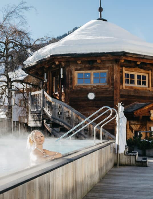 Outdoor Pool & Sauna Häuschen Alpine Palace